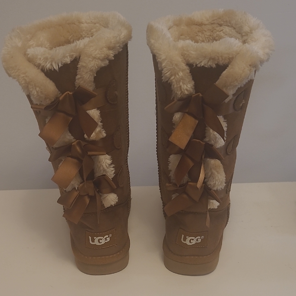 UGG Women's Tan Shearling Boots with Bows - Picture 4 of 16